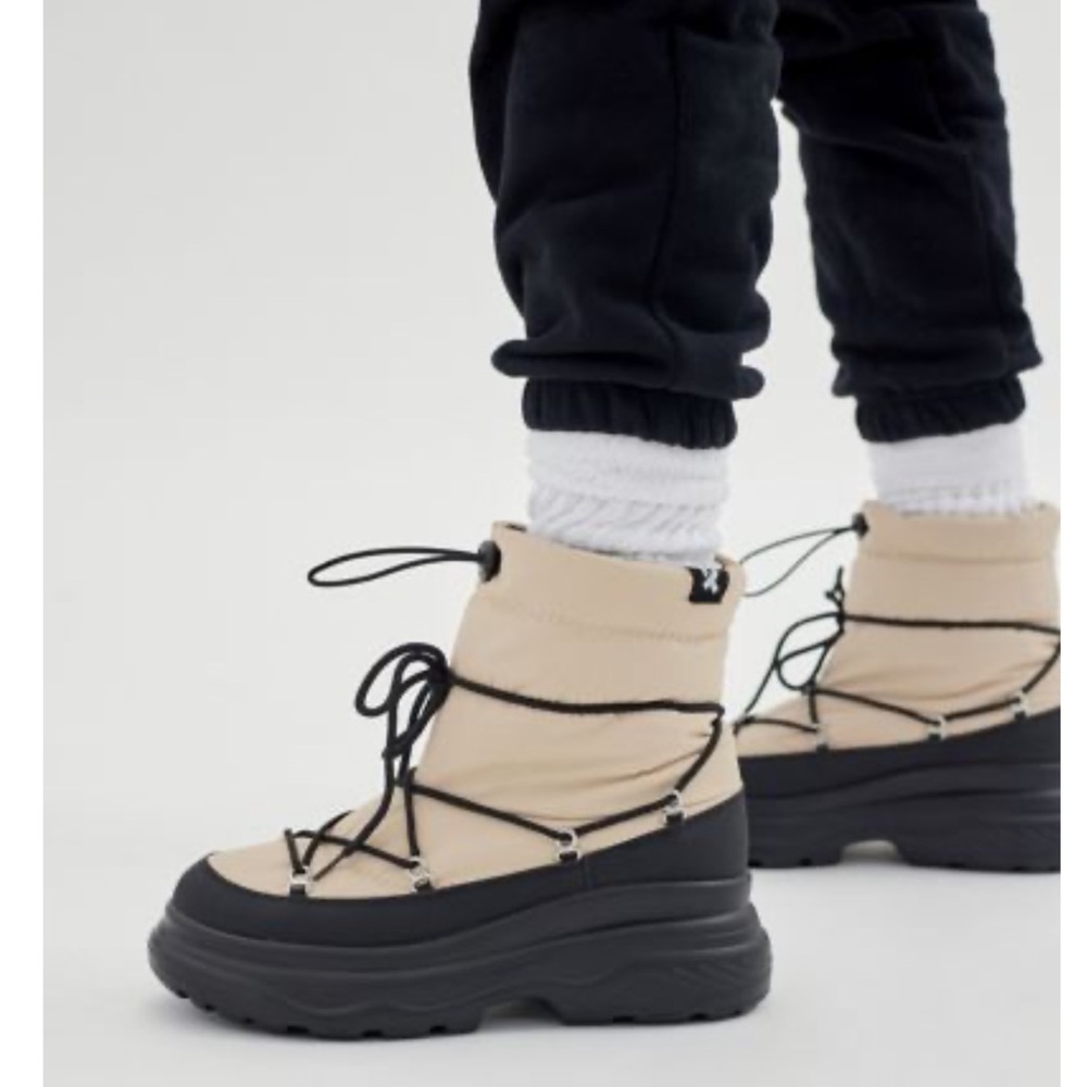 Cute snow booties